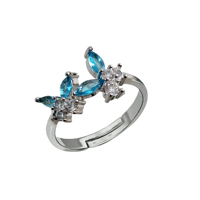 انگشتر نقره ای ظریف مدل پروانه انگشتر نقره ای ظریف مدل پروانه