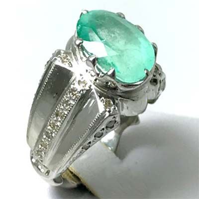 photo 5839460338082974998 x